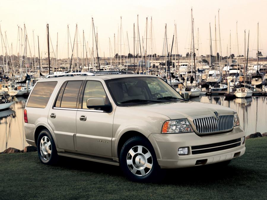  Lincoln Navigator 2002 года  (фото 9 из 16)